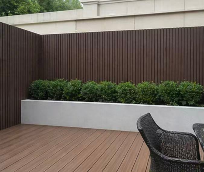 Installation Case of Outdoor PE Wood-plastic