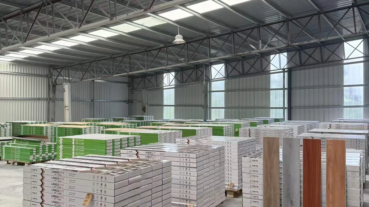 SPC flooring cartons and warehouse stock for thickness selection